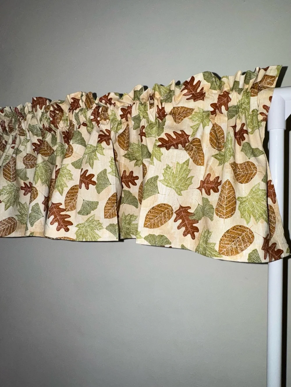 New Set Of 2 Autumn Leaf Valance’s